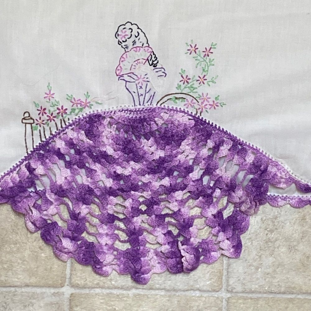 VTG, Hand Crochet Standard Pillow Case White And Purple Crochet Detail